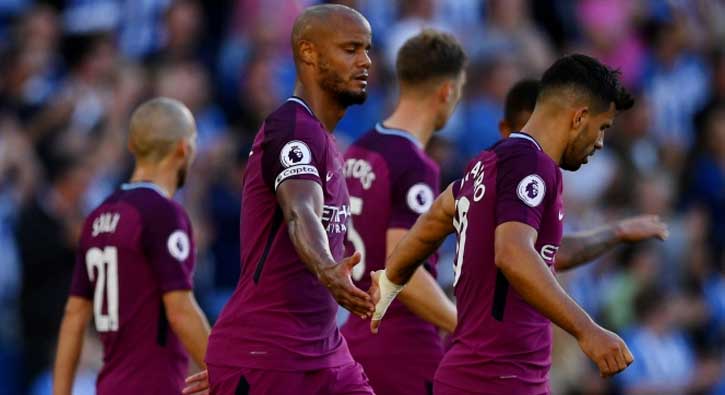 Manchester City ikinci yarıda açıldı