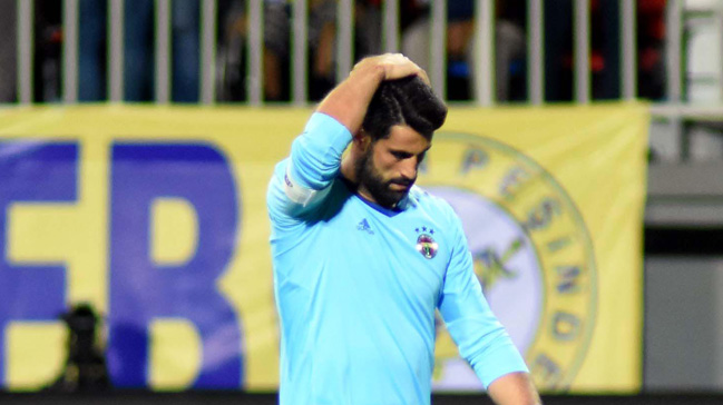 Volkan Demirel uçakta isyan etti