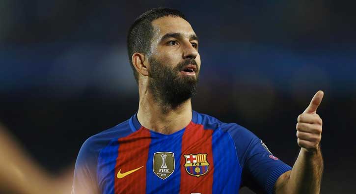 Galatasaray'a Arda Turan transferinde rakip!
