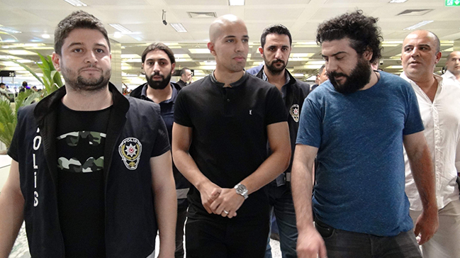 Sofiane Feghouli resmen imzalıyor