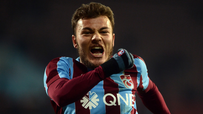 Yusuf Erdoğan imzayı atıyor