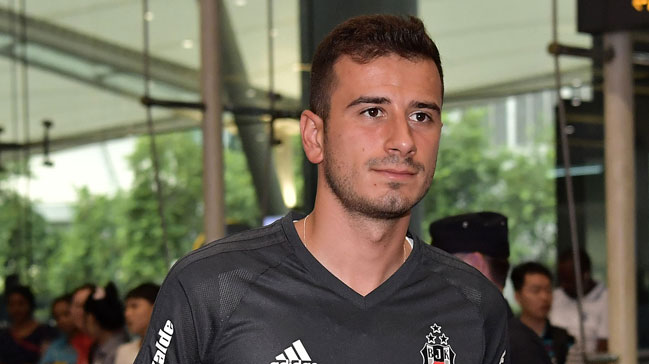 Arsenal Beşiktaş'ı Oğuzhan Özyakup için İngiltere'ye davet etti