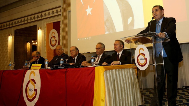 Dursun Özbek müjdeyi verdi: Bir transfer daha yapacağız