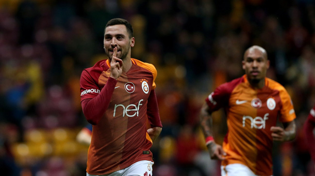 Sinan Gümüş ısrarla ayrılmak istiyor