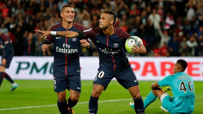 Neymar şov sürüyor