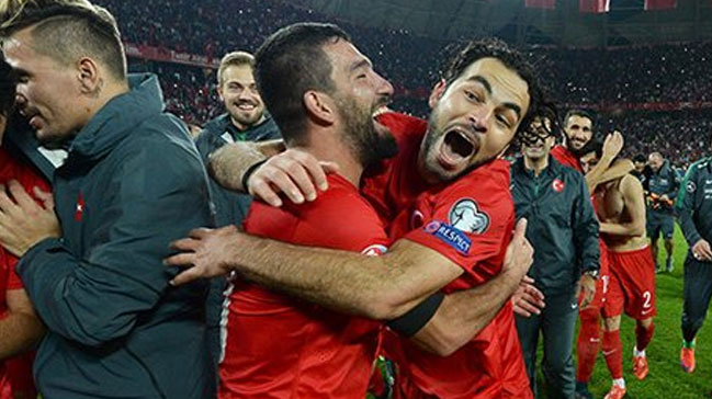 Arda Turan'dan flaş Selçuk İnan açıklaması