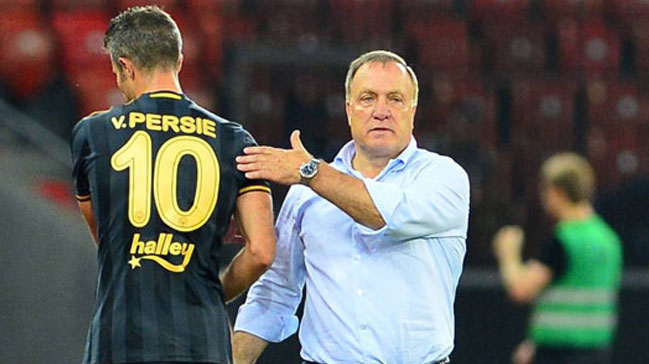 Advocaat'tan Van Persie kararı!