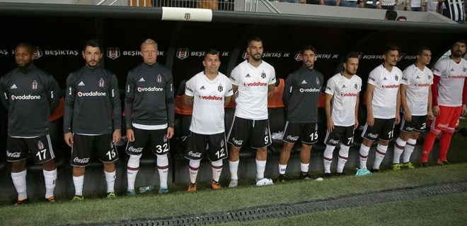 Beşiktaş'ta; Medel, Tolgay Arslan ve diğer yedek bekleyen futbolcular kriz çıkardı