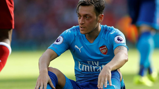 Borussia Dortmund Mesut Özil'in peşine düştü