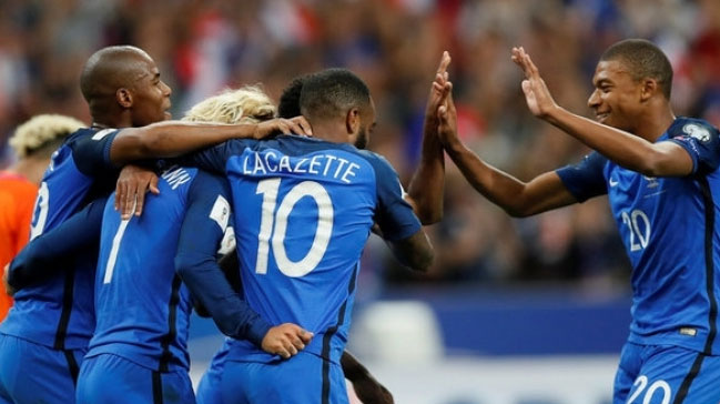 Fransa Hollanda'yı 4 farklı yendi! İşte sonuçlar...