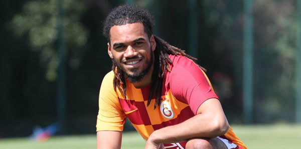 'Galatasaray için gelen teklifleri reddettim'