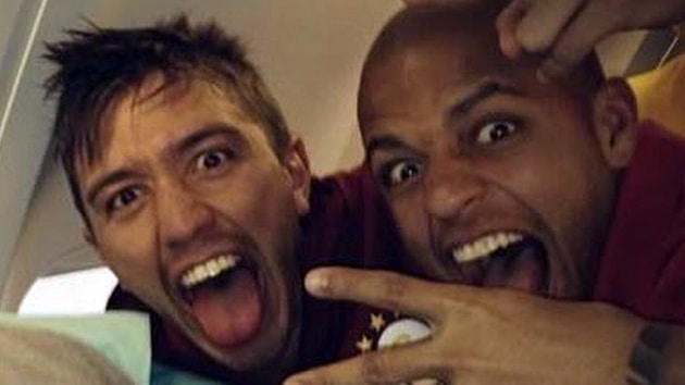 'Melo birini tekmeleyip kırmızı kart görebilir'