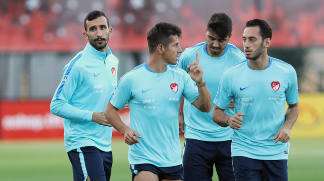 Milliler, Hırvatistan maçı hazırlıklarına başladı