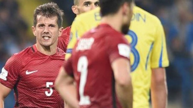 Emre Belözoğlu: İsyanım oynanan futbola