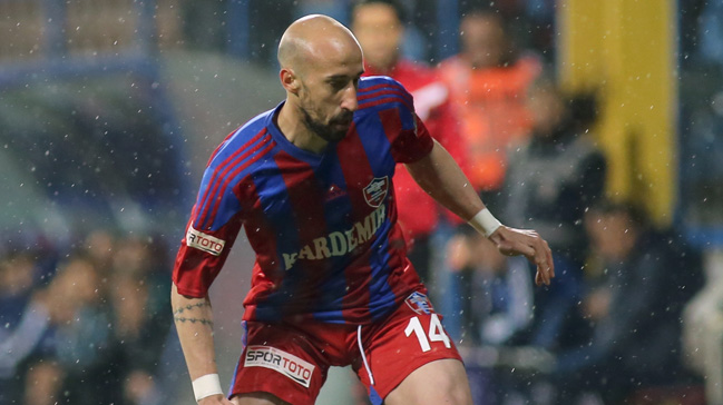 Galatasaray Latovlevici'yi transfer ettiğini açıkladı