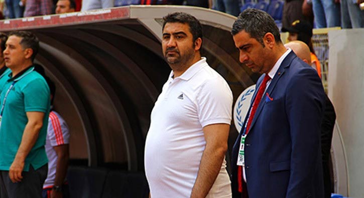 Ümit Özat: Mesut Bakkal kıraathane işini iyi bilir