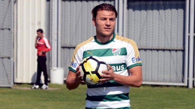 Bursaspor Yusuf Erdoğan'ı resmen açıkladı