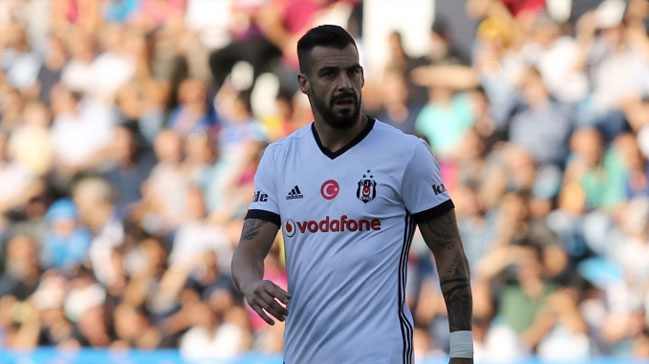 Beşiktaş'ta Lens ve Negredo sınıfta kaldı
