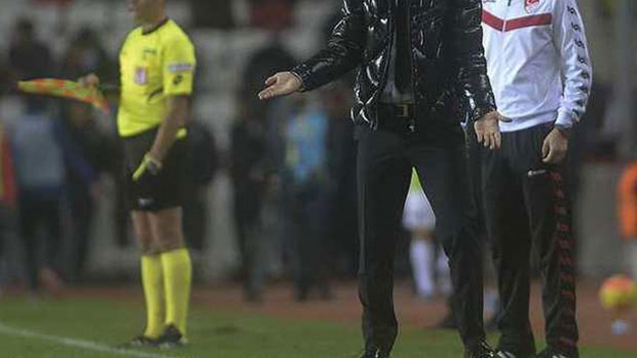 Süper Lig'de 5 haftada 3 teknik direktör değişti