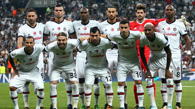 Beşiktaş 6 mevkiye oyuncu bakıyor