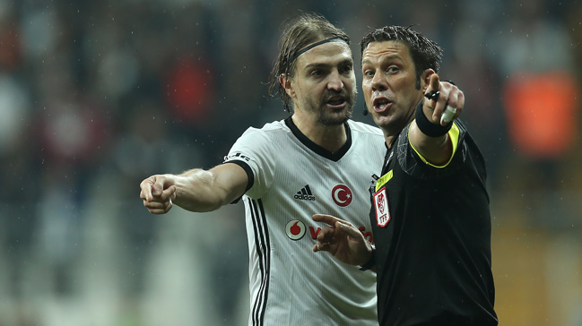 Beşiktaş resmi Twitter hesabından Caner Erkin gafı!