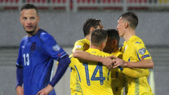 Ukrayna umutlarını son maça taşıdı