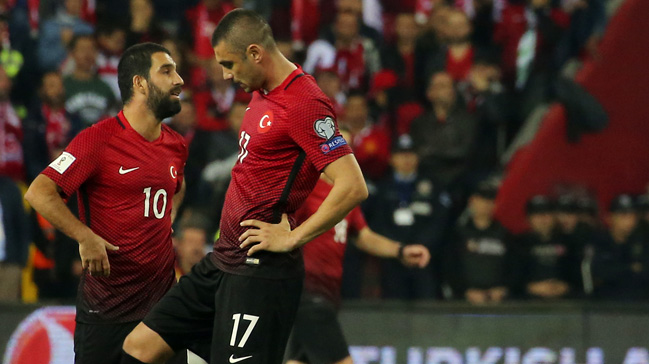 Milli takıma neşter vuruldu! Tam 5 isim kadrodan çıkarıldı