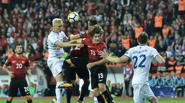 Çağlar Söyüncü: Türk halkından özür dileriz