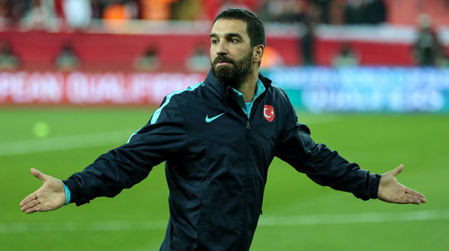 Arda Turan'a bir şok da Tudor'dan