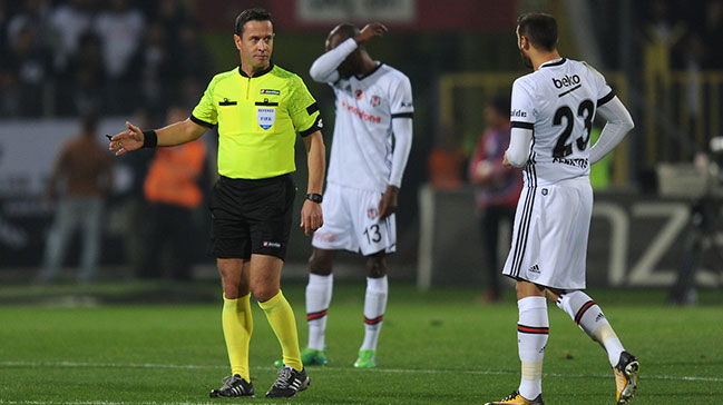 Beşiktaş, Gençlerbirliği'ne 2-1 mağlup oldu