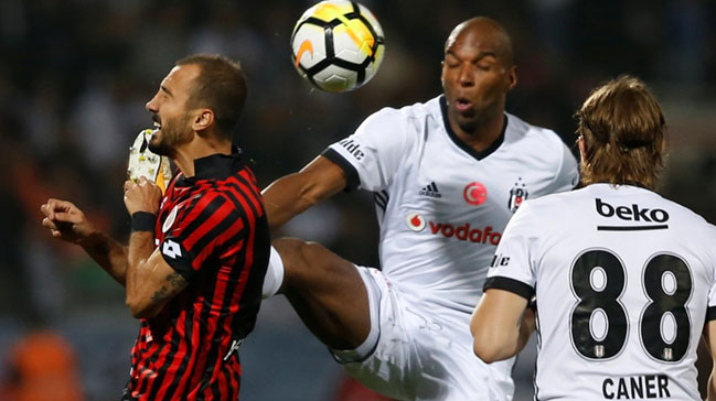 Babel en hızlı kırmızı kart gören oyuncu oldu!