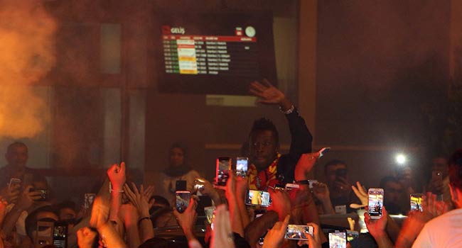 Kayserispor'un bomba transferi Asamoah Gyan takımdan ayrılıyor
