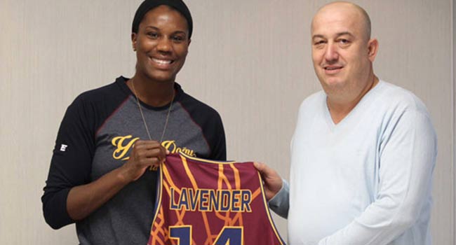 Yakın Doğu Üniversitesi'nden bomba transfer!
