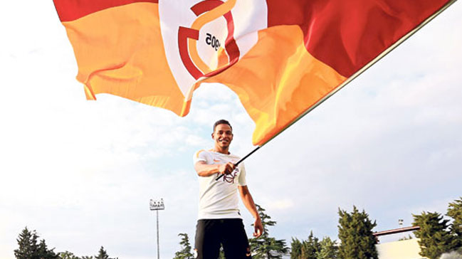 Fernando: Başarımızın sırrı mütevazi bir takım olmamız
