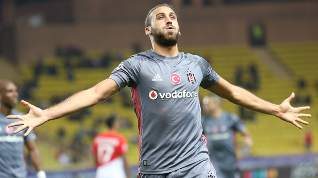 Wolfsburg Cenk Tosun için harekete geçti