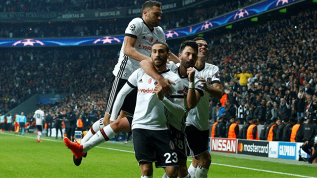Cenk Tosun tarihe geçti!