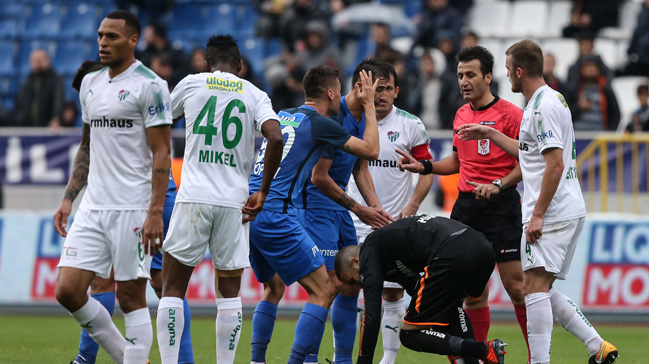 Bursaspor puanı 90+4'te kopardı