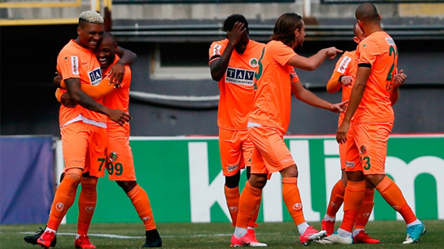 Alanyaspor deplasmanda Akhisar Belediye'yi rahat geçti