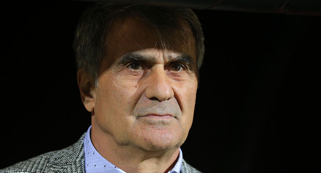 Şenol Güneş'ten 4 yıldıza özel teşekkür