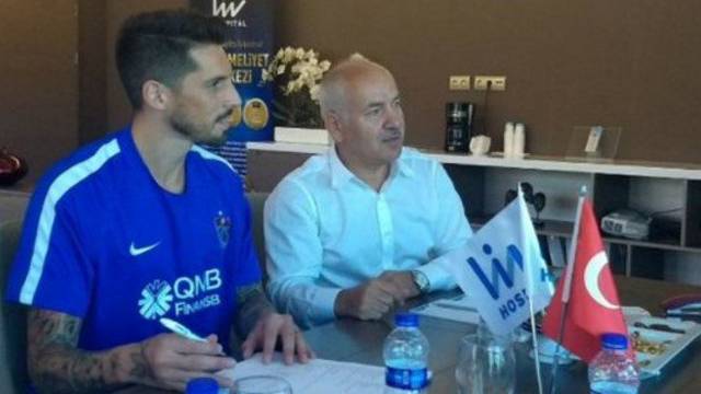 Sözleşme detayları ortaya çıktı! Sosa 3 yıl daha Trabzonspor'da