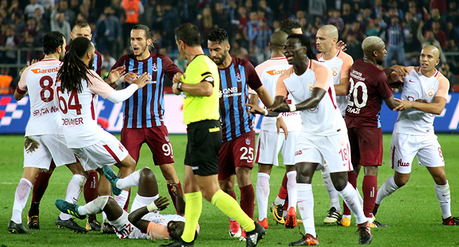 Sofiane Feghouli'nin 3 maçlık cezası onandı