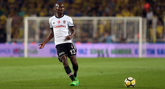 Atiba Hutchinson'dan yönetime mesaj: Yeni sözleşme teklifine açığım