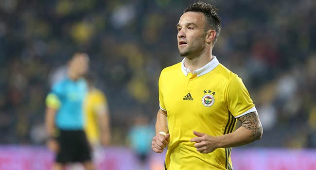 Fenerbahçe'nin Fransız yıldızı Valbuena'ya Çin'den transfer teklifi