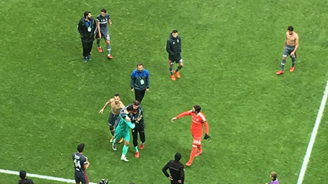 9 gol yiyen Emrullah gözyaşlarına boğuldu