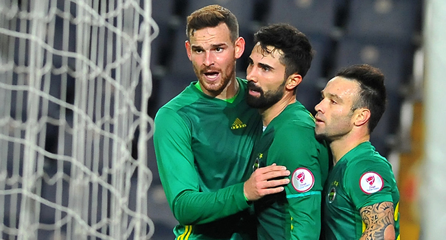Fenerbahçe, Adana Demirspor'u 6-0 mağlup etti