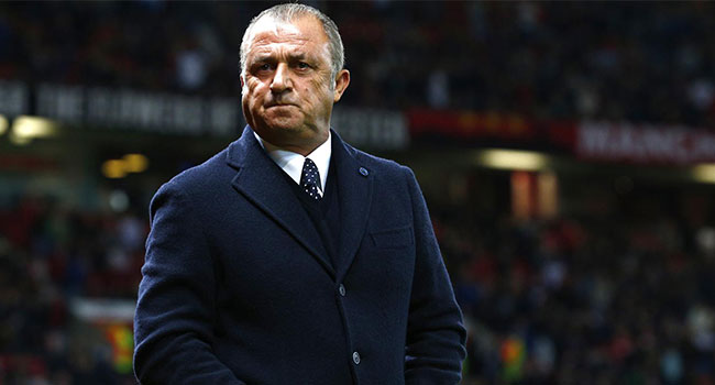 Fatih Terim yönetimi ikiye böldü