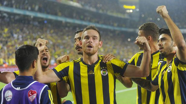 Fenerbahçe'de Vincent Janssen 11'e dönüyor
