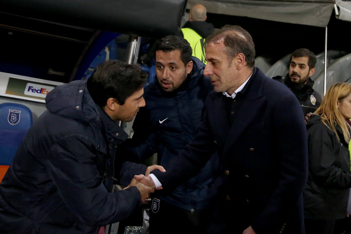 'Başakşehir, Galatasaray'a 5 atmış bir takım'
