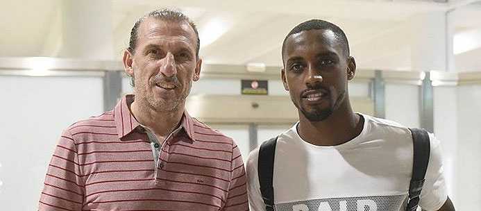 Fransızlar Lionel Carole'e talip oldu