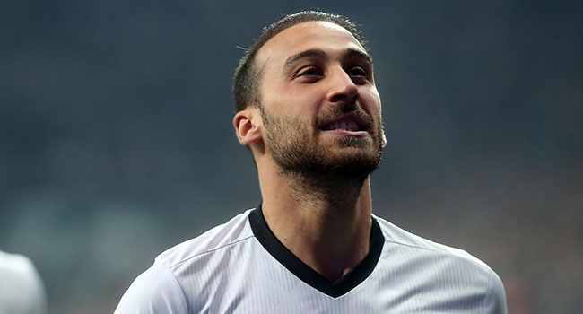 Valencia, Cenk Tosun için 22 milyon euro bütçe ayırdı